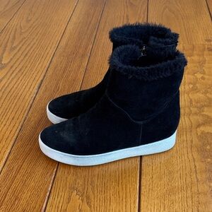 Blondo Black Suede Winter Boots